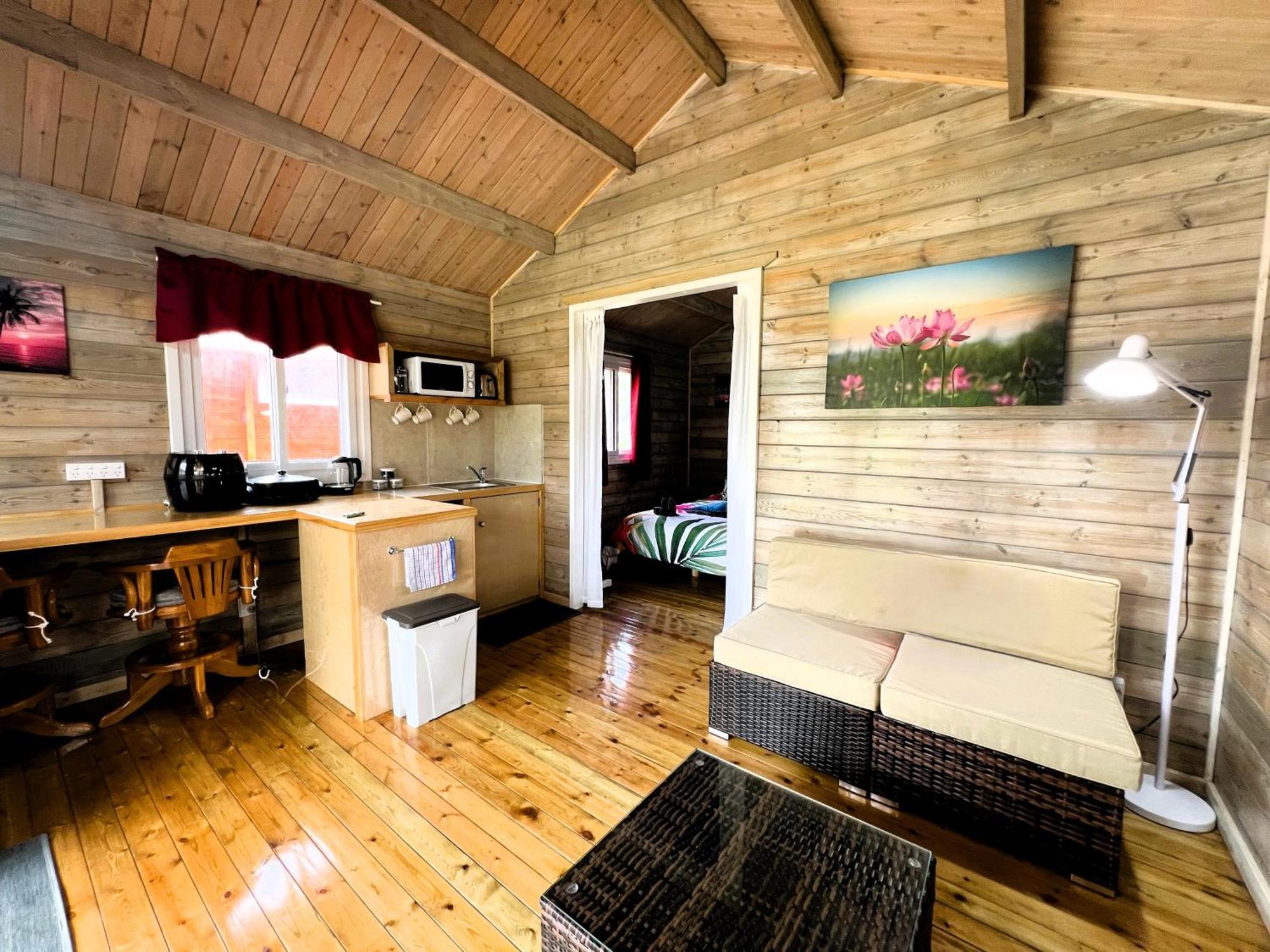 Red Hibiscus Villas Rarotonga Kültér fotó